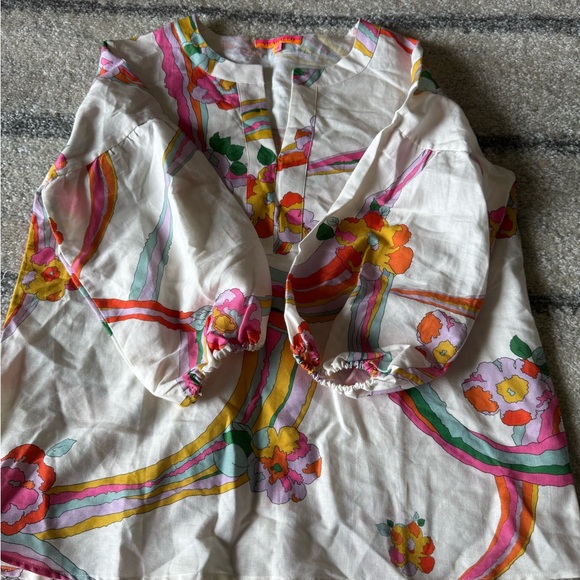 Vilagallo Colorful Floral Blouse - Picture 9 of 10